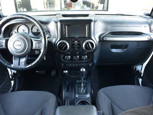 Used 2016 Jeep Wrangler Unlimited Sport w/ Quick Order Package 24S AWD/4WD image 25