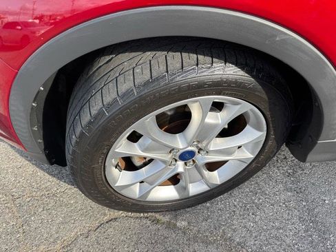 Used 2016 Ford Escape Titanium FWD image 18