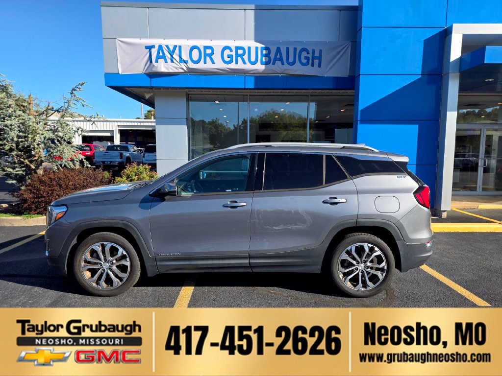 Used 2020 GMC Terrain SLT w/ Preferred Package FWD image 1