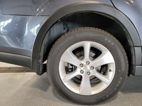 Used 2014 Subaru Outback 2.5i Limited w/ Accessory Value Package (OYS) AWD/4WD image 15