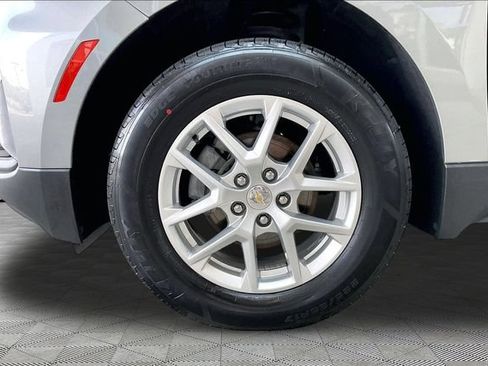 Used 2024 Chevrolet Equinox LT AWD/4WD image 21
