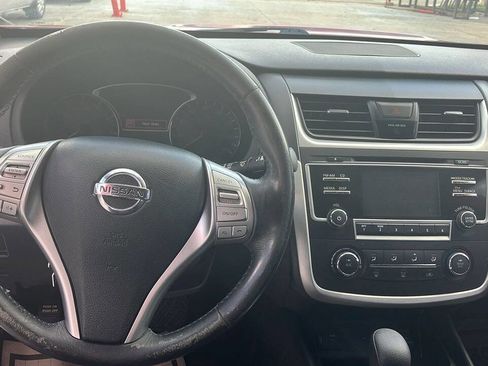 Used 2017 Nissan Altima 2.5 S w/ Power Driver Seat Package image 9