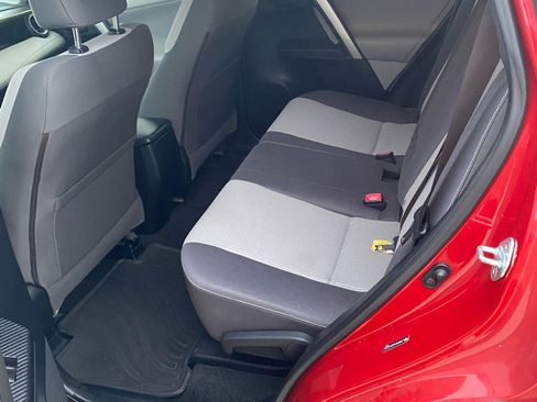 Used 2013 Toyota RAV4 XLE image 8