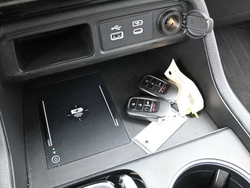 Certified 2023 Honda Pilot Elite image 32