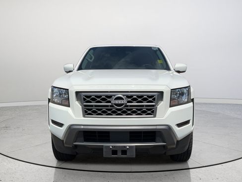 Used 2022 Nissan Frontier SV RWD image 4