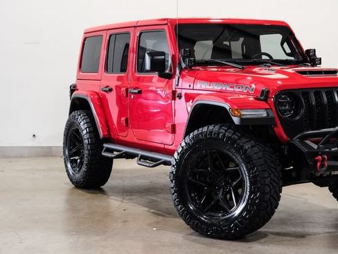 Used 2023 Jeep Wrangler Unlimited Rubicon 392 w/ Trailer Tow Package AWD/4WD image 32