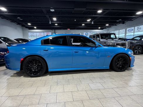 Used 2019 Dodge Charger Scat Pack w/ Dynamics Package RWD image 26