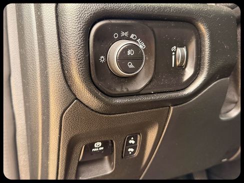 Used 2022 RAM 1500 Lone Star RWD image 33