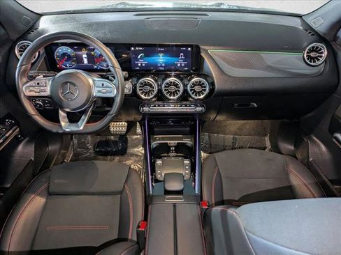 Certified 2022 Mercedes-Benz GLA 250 image 17