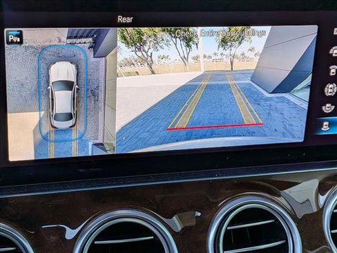 Used 2022 Mercedes-Benz E 450 4MATIC Sedan image 11