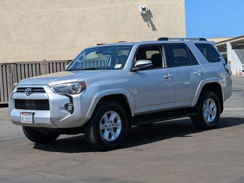 Used 2021 Toyota 4Runner SR5 Premium AWD/4WD image 11