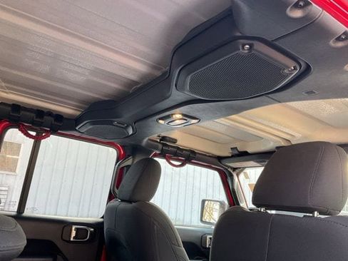 Used 2021 Jeep Wrangler Unlimited Sport image 19