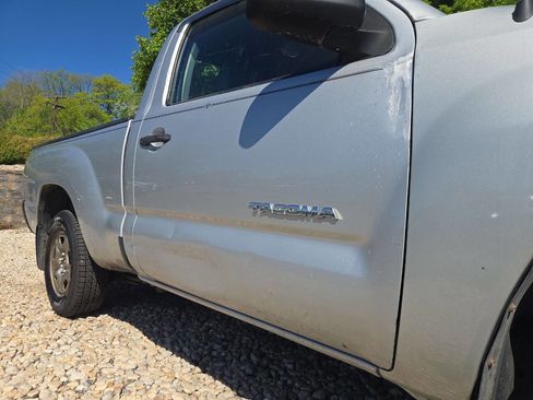 Used 2009 Toyota Tacoma 2WD Regular Cab image 33