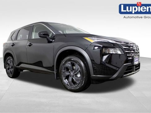 Used 2026 Nissan Rogue SV w/ Cold Weather Package image 1