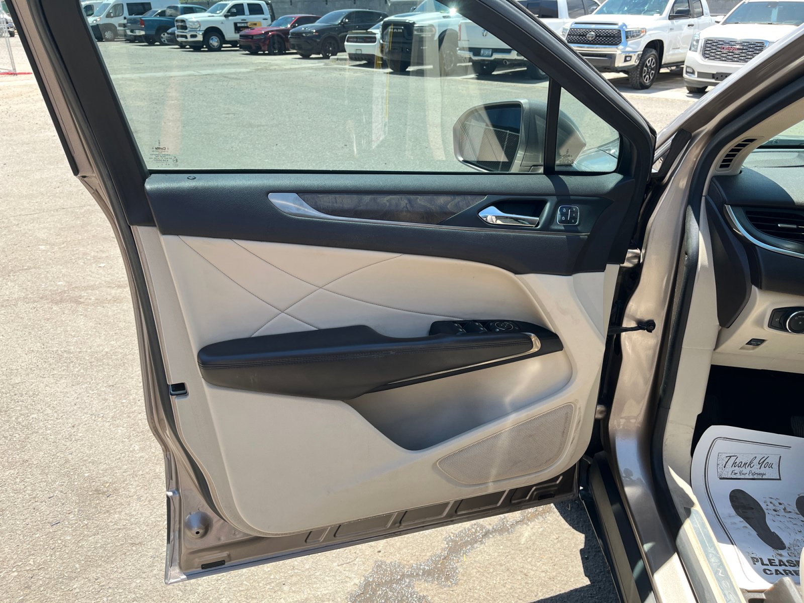 Used 2019 Lincoln MKC Reserve FWD image 13