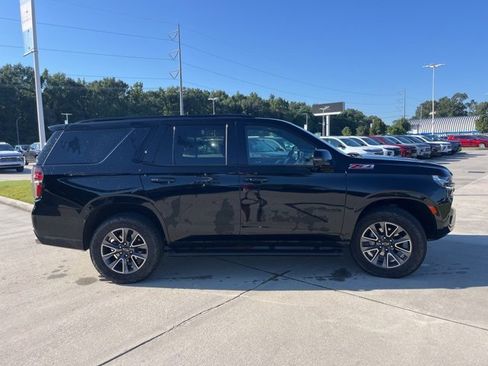 Used 2023 Chevrolet Tahoe Z71 w/ Z71 Off-Road Package image 10