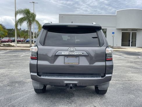 Used 2015 Toyota 4Runner Limited image 6