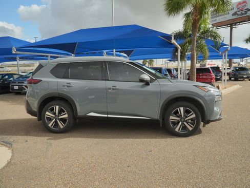 Used 2023 Nissan Rogue SL FWD image 4