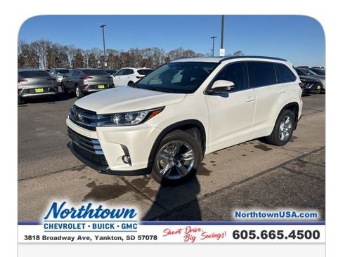 Used 2018 Toyota Highlander Limited image 29