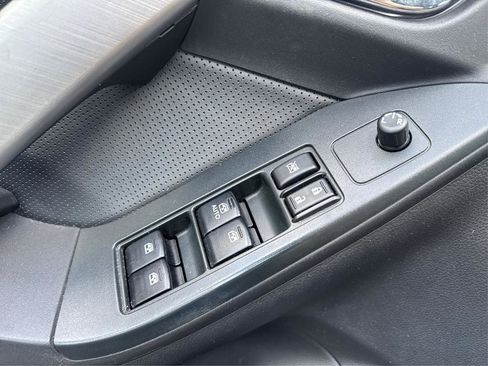 Used 2015 Subaru Forester 2.0XT Touring w/ Eyesight & Navigation System image 23