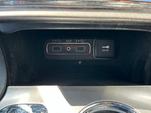 Used 2022 Jeep Grand Cherokee Laredo X AWD/4WD image 37