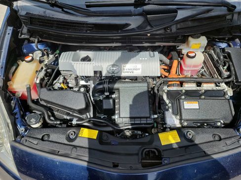 Used 2014 Toyota Prius Four w/ Solar Roof Package FWD image 33