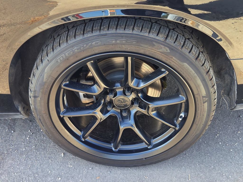 Used 2022 Dodge Challenger R/T w/ Plus Package RWD image 17