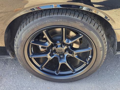 Used 2022 Dodge Challenger R/T w/ Plus Package RWD image 17