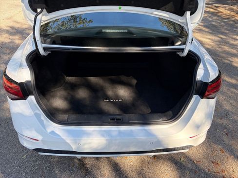 Used 2025 Nissan Sentra S image 27