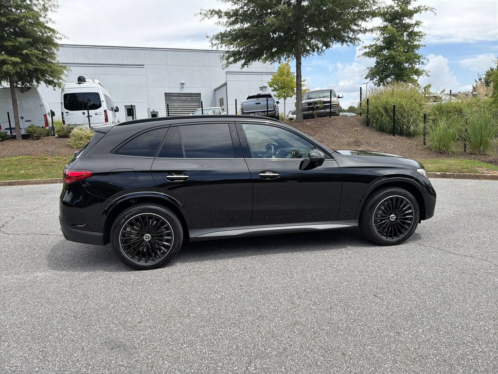 Certified 2025 Mercedes-Benz GLC 350e 4MATIC image 9