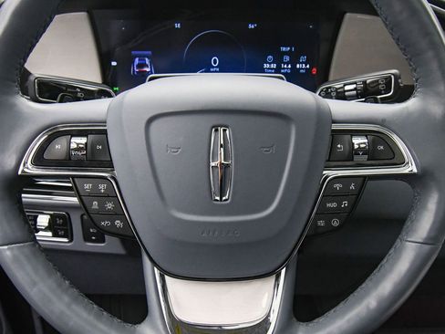 Used 2024 Lincoln Navigator L Black Label image 39