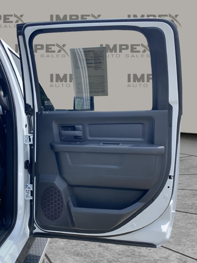 Used 2024 RAM 5500 Tradesman w/ Chrome Appearance Group AWD/4WD image 48