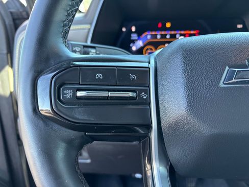 Used 2023 Chevrolet Colorado ZR2 w/ ZR2 Convenience Package III image 16