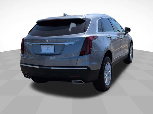 New 2025 Cadillac XT5 Luxury image 5