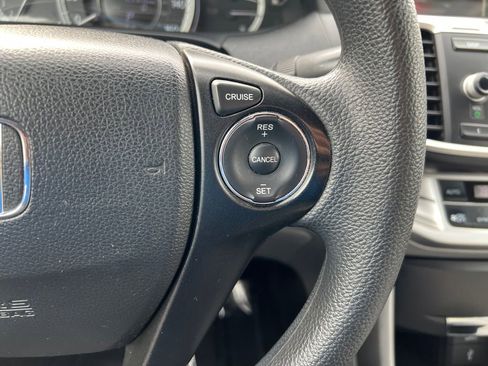 Used 2013 Honda Accord EX image 22