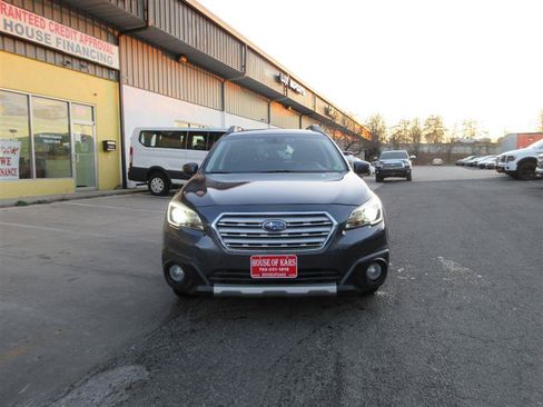 Used 2017 Subaru Outback 2.5i Limited AWD/4WD image 37