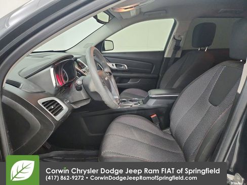 Used 2017 GMC Terrain SLE image 18