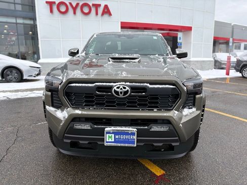 New 2025 Toyota Tacoma TRD Sport image 12