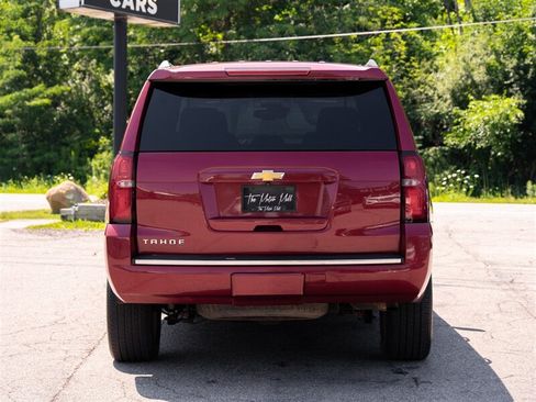 Used 2015 Chevrolet Tahoe LTZ AWD/4WD image 8