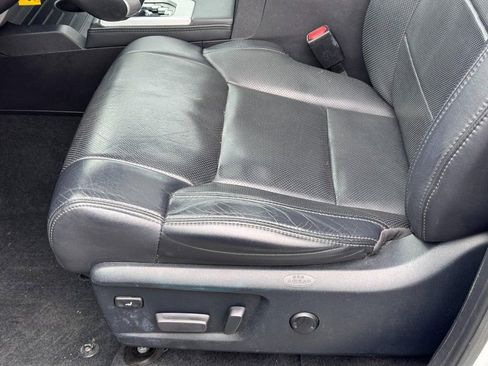 Used 2017 Toyota Tundra Platinum image 17