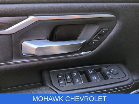 Used 2025 RAM 1500 Laramie AWD/4WD image 23