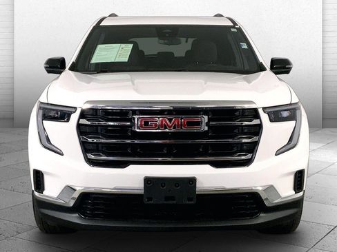 Used 2025 GMC Acadia Elevation AWD/4WD image 2