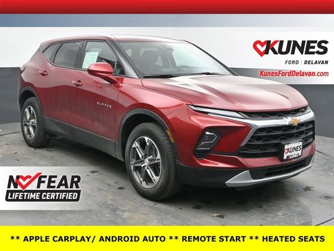 Used 2025 Chevrolet Blazer LT image 1