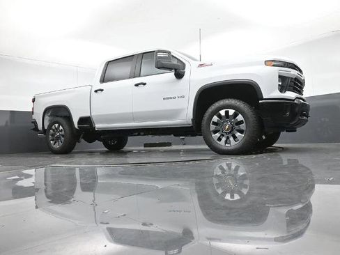 New 2025 Chevrolet Silverado 2500 Custom w/ Custom Value Package image 15