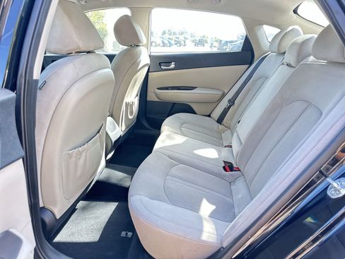 Used 2016 Kia Optima LX FWD image 15