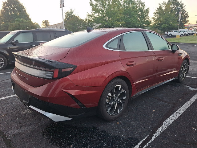 Used 2024 Hyundai Sonata SEL FWD image 7