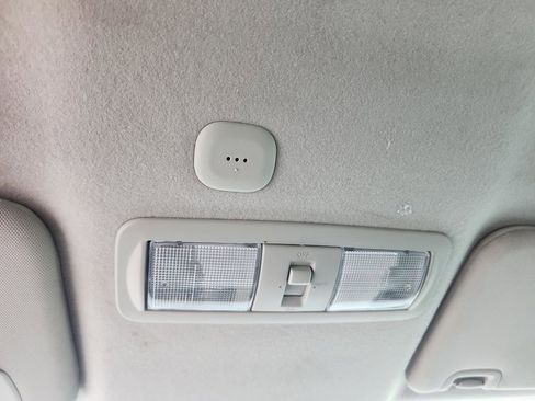 Used 2017 Nissan Titan S RWD image 14