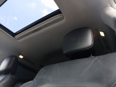 Used 2019 INFINITI QX80 Luxe w/ Proassist Package RWD image 17