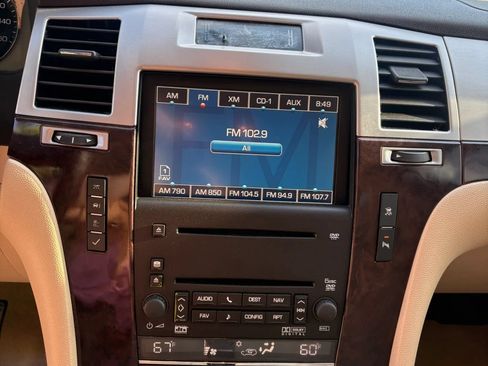 Used 2007 Cadillac Escalade AWD w/ Information Package image 8