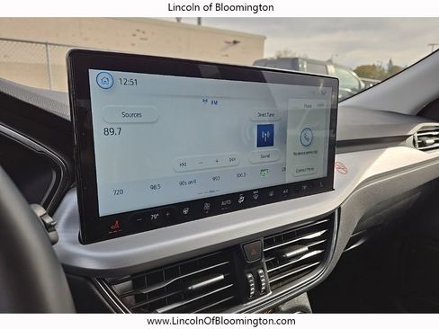 Used 2024 Ford Escape Platinum image 29